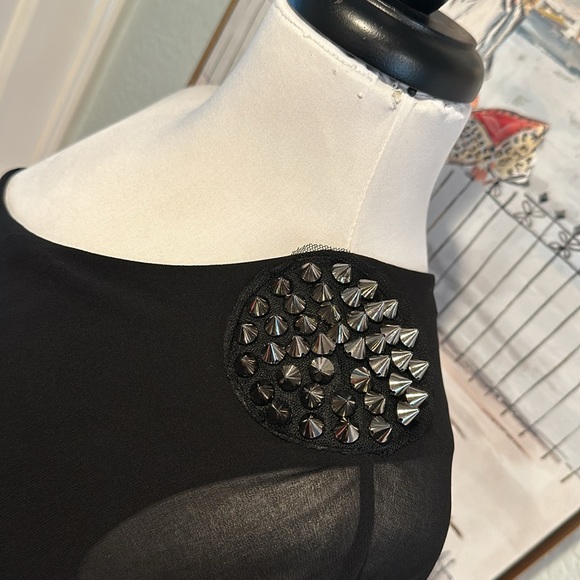 Zara • VTG Black Flow-y Top w/Silver Spikes • Sz M - Picture 9 of 16